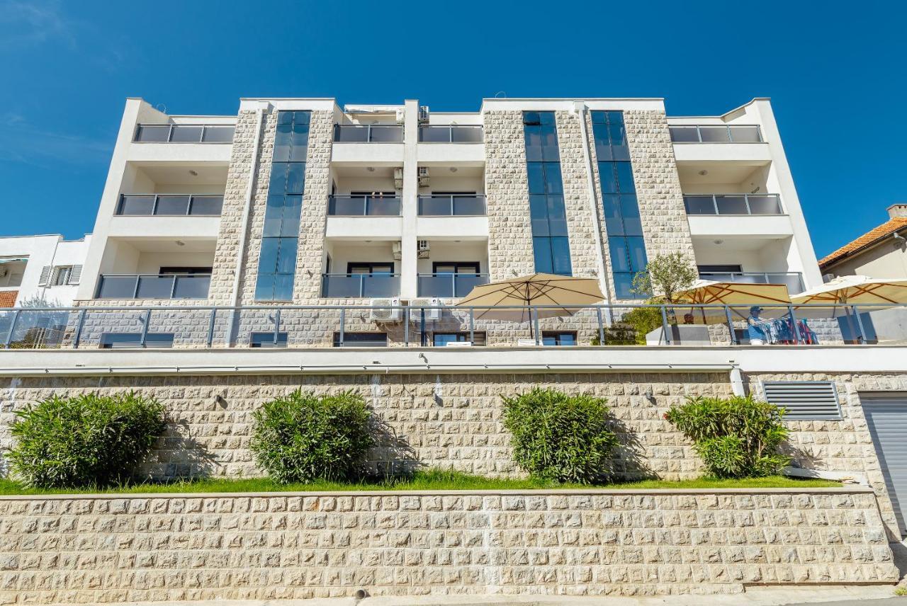 Doxa M Apartments Herceg Novi Ngoại thất bức ảnh