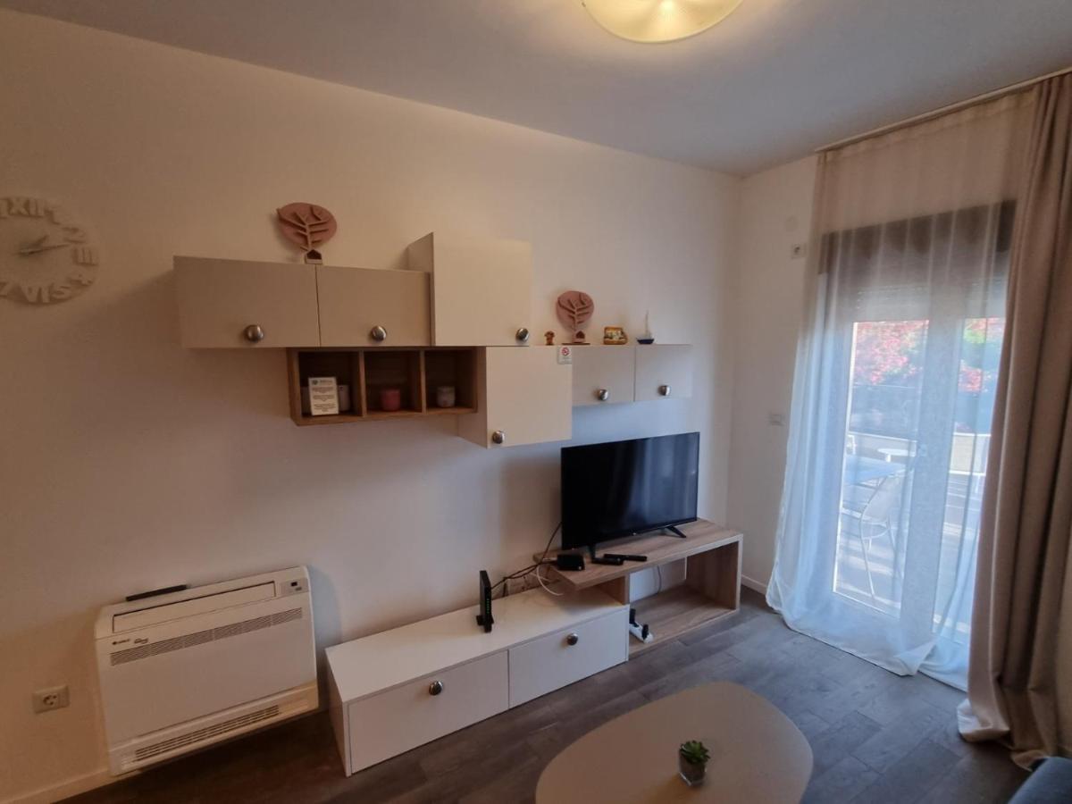 Doxa M Apartments Herceg Novi Phòng bức ảnh